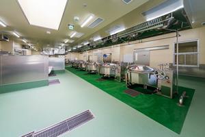 煮炊き調理室（回転釜側）