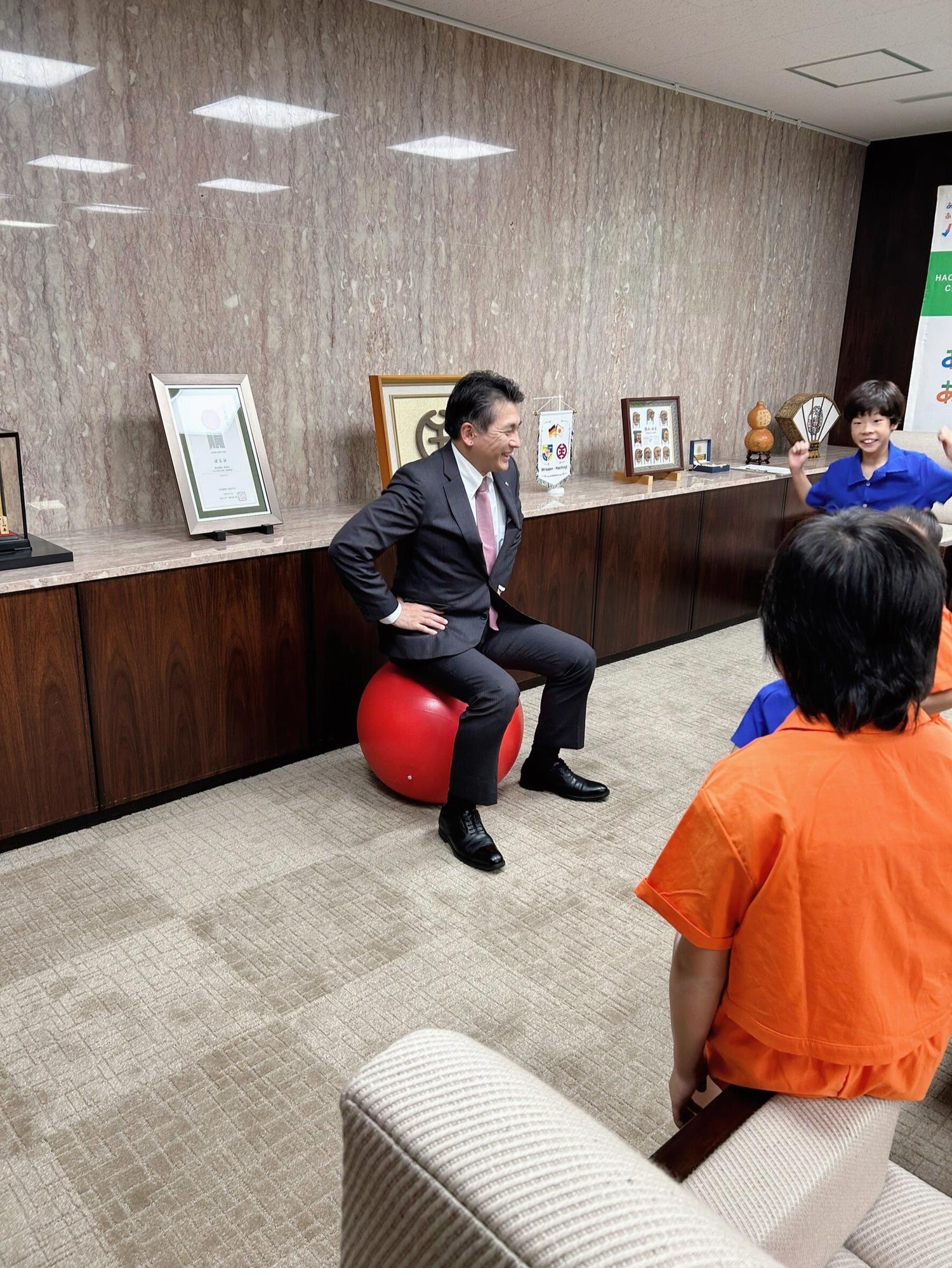 1030表敬訪問その2