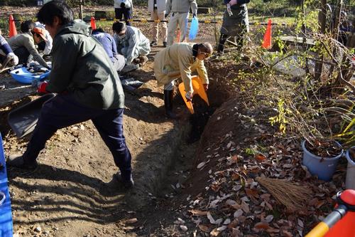 R7第1回雨庭づくり9