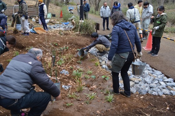 R7第2回雨庭づくり22