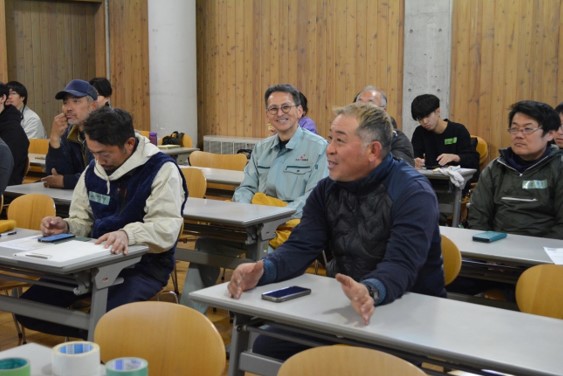 R7第2回雨庭づくり26