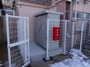 第六中学校の蓄電池