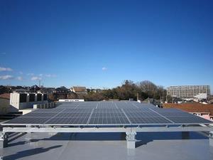 みなみ野君田小学校の太陽光パネル