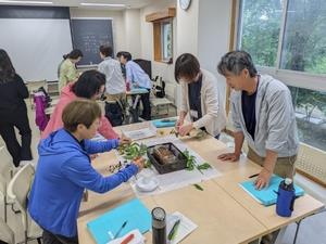 さし芽実習の様子